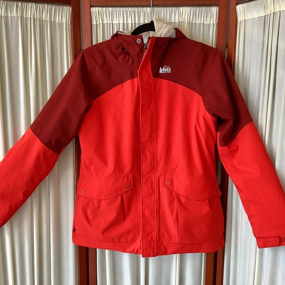 REI Girls Red Waterproof Jacket Size Girls Large (14-16)